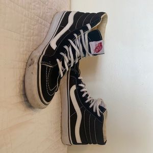 Black Vans!